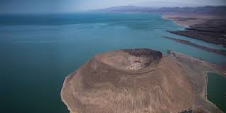 Lake Turkana shoreline